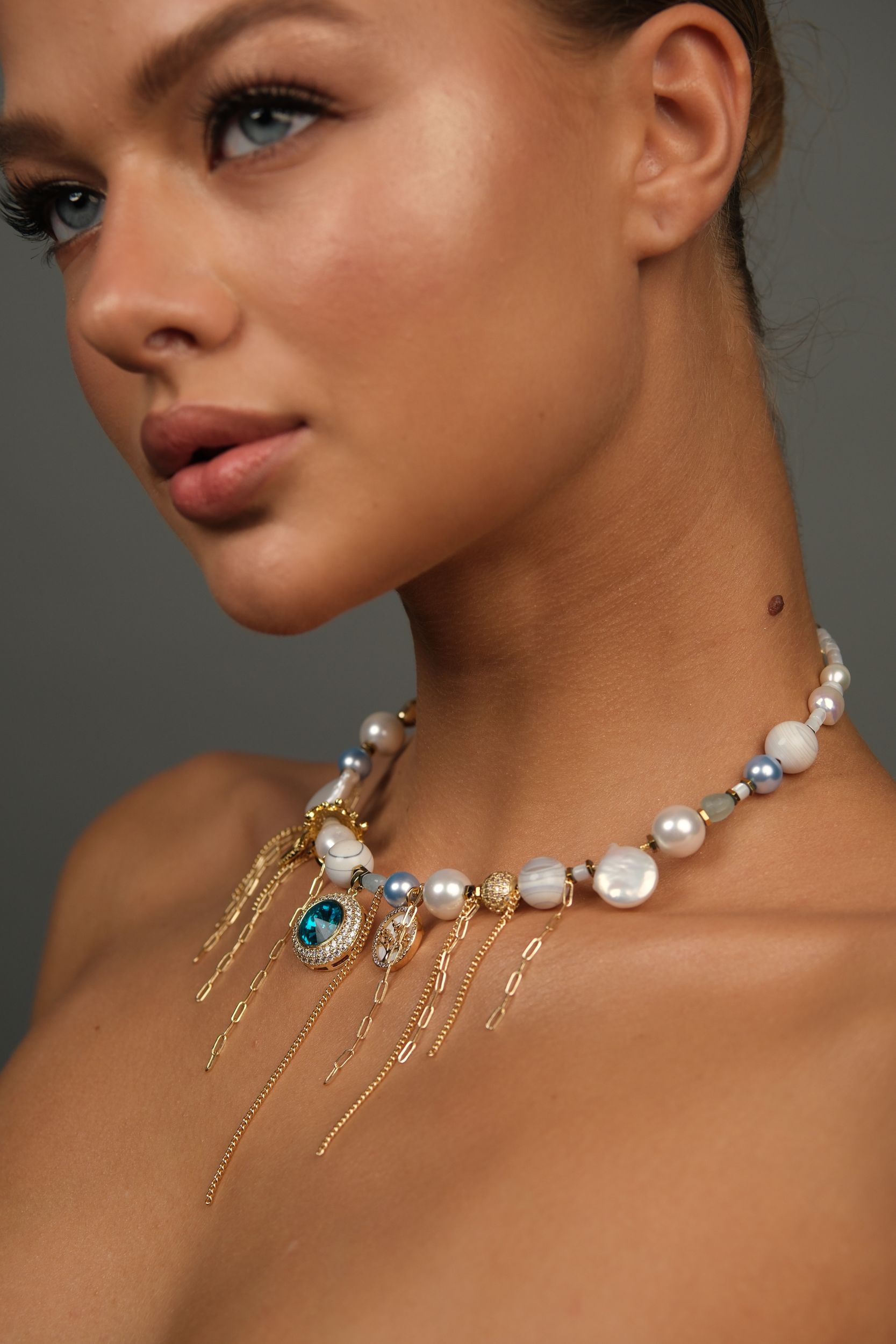 Колье «Ice perla» с натуральным жемчугом, аквамарином и агатом - фото 4
