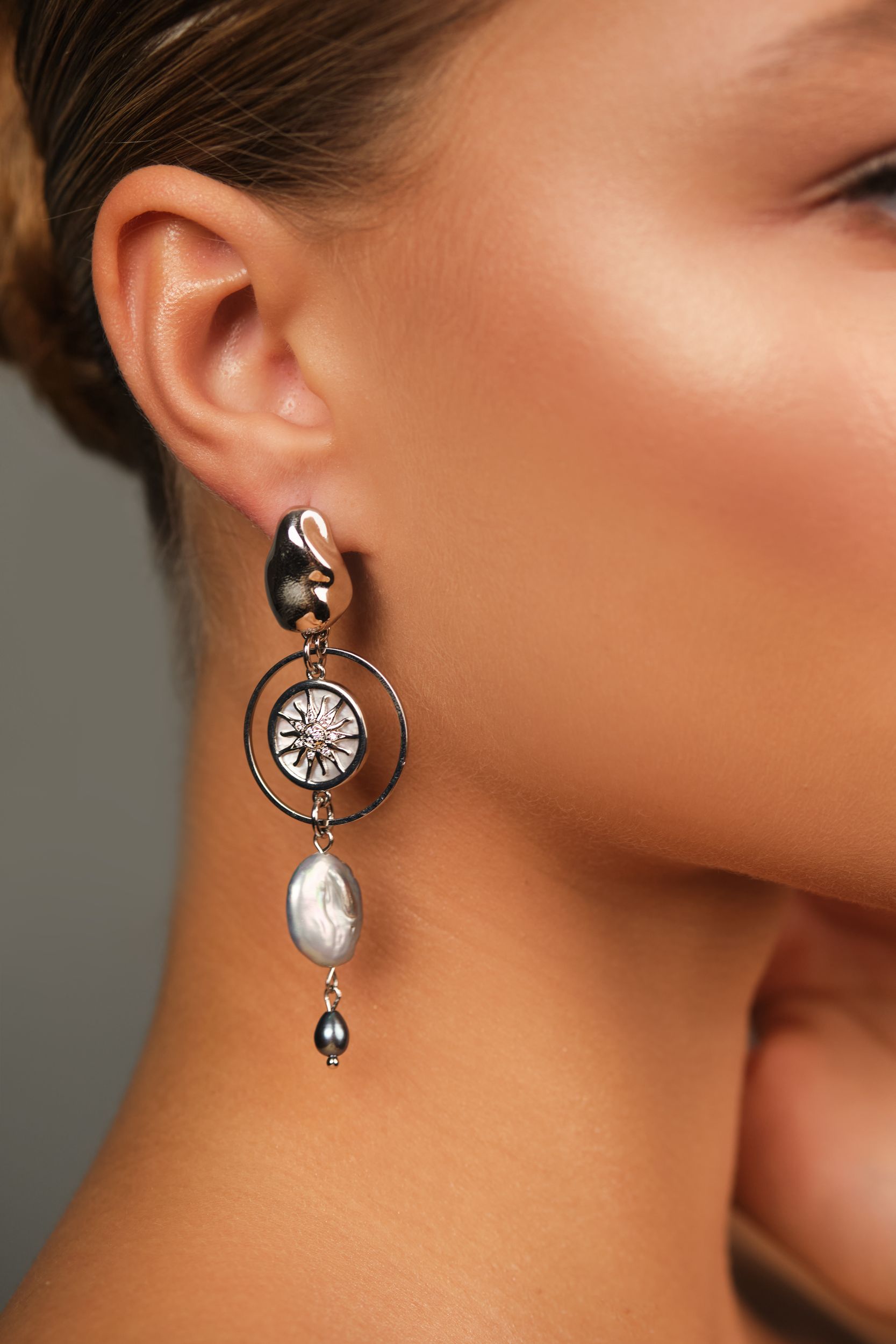 Серьги «Silver drops» c чёрным жемчугом - фото 3