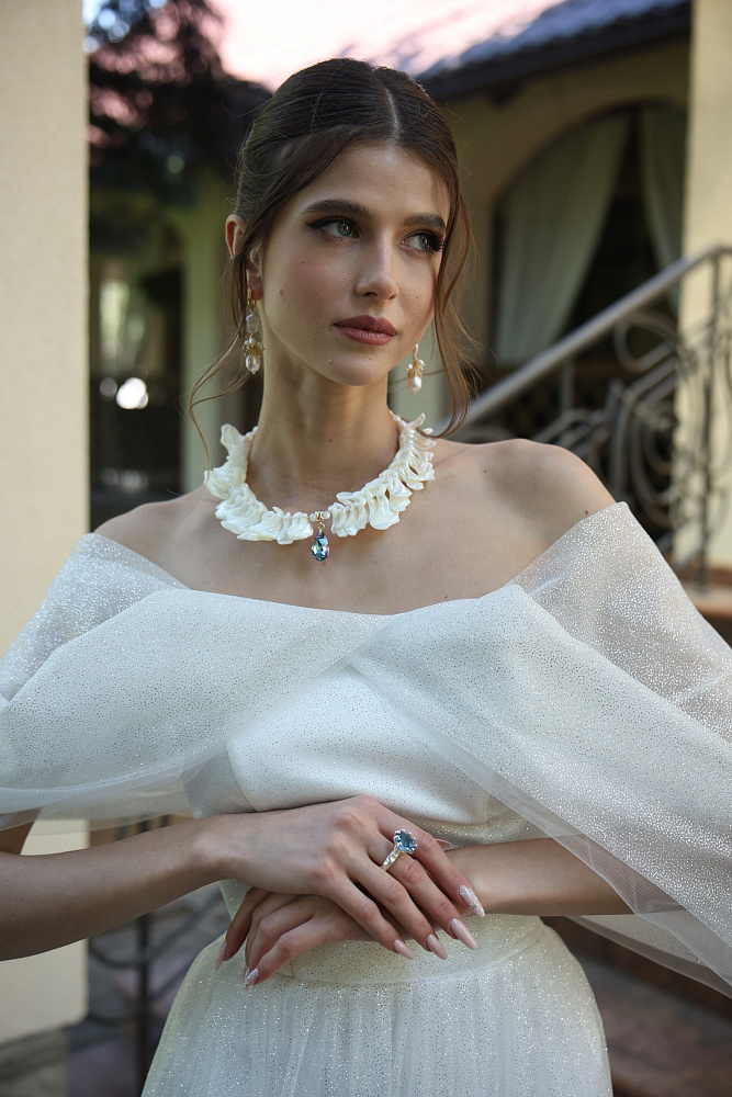 Колье «Крылья» из натурального перламутра с кристаллом swarovski - фото 4