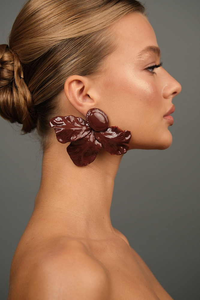 Серьги и кольцо «Фарфоровый цветок». Коричневый цвет - фото 3