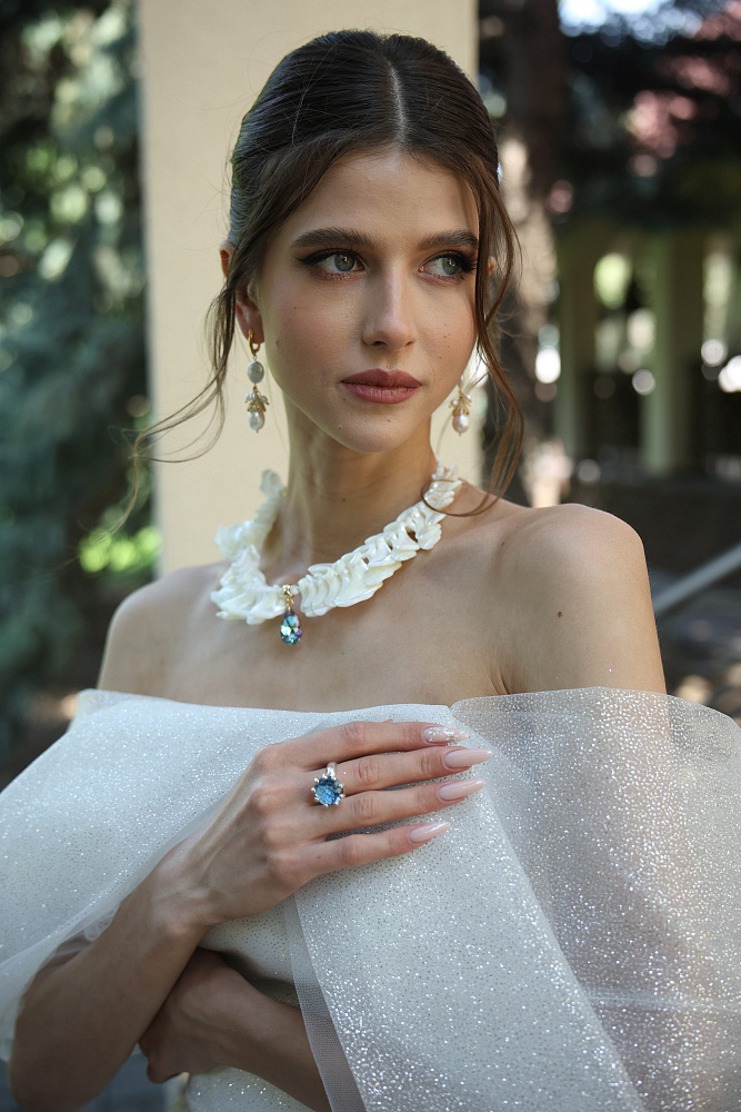 Колье «Крылья» из натурального перламутра с кристаллом swarovski - фото 6